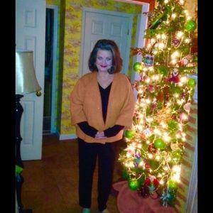 Meet your Posher, Becky