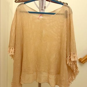 EUC LILLY PULITZER PONCHO