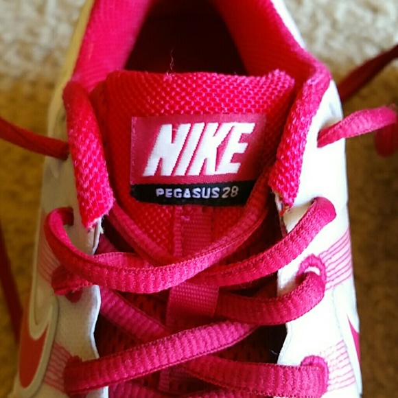 Nike Pagasus 28 size 7.5 - Picture 2 of 8