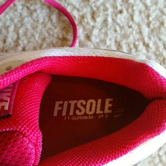 Nike Pagasus 28 size 7.5 - Picture 7 of 8