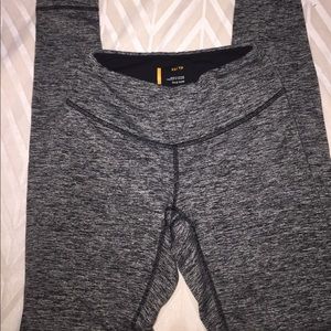 XS Lucy studio hatha heather legging