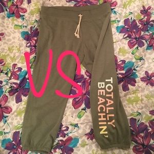 BNWT VS Crop Sweatpants Totally Beachin'