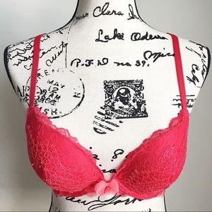 🔴 5 for $25 🔴 Red Victoria's Secret Push-up Bra