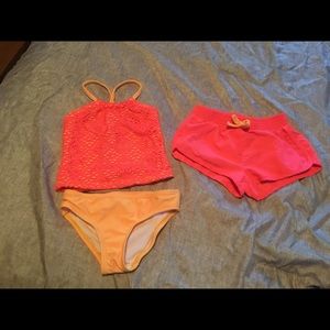 Toddler size 4T bathing suit with matching shorts