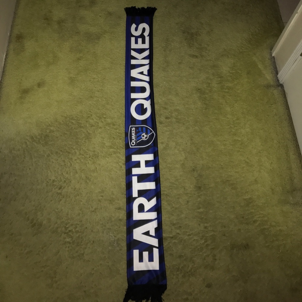 San Jose earthquakes scarf