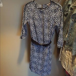 Slimming patterned dress
