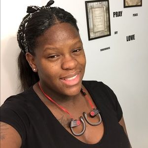 Meet your Posher, Jasmine