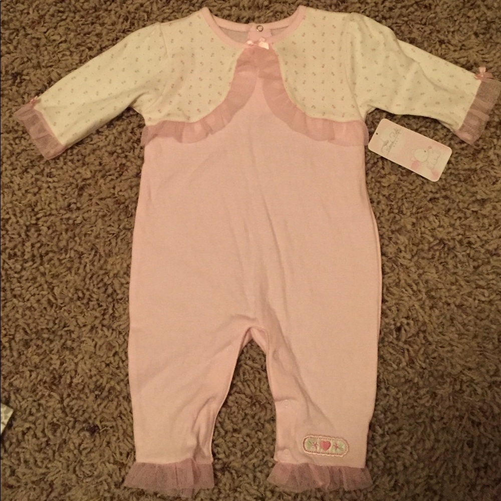 NWT! Adorable baby girl onesie!