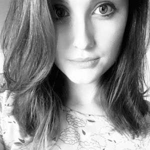 Meet your Posher, Briana