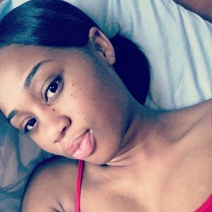 Meet your Posher, Racquel