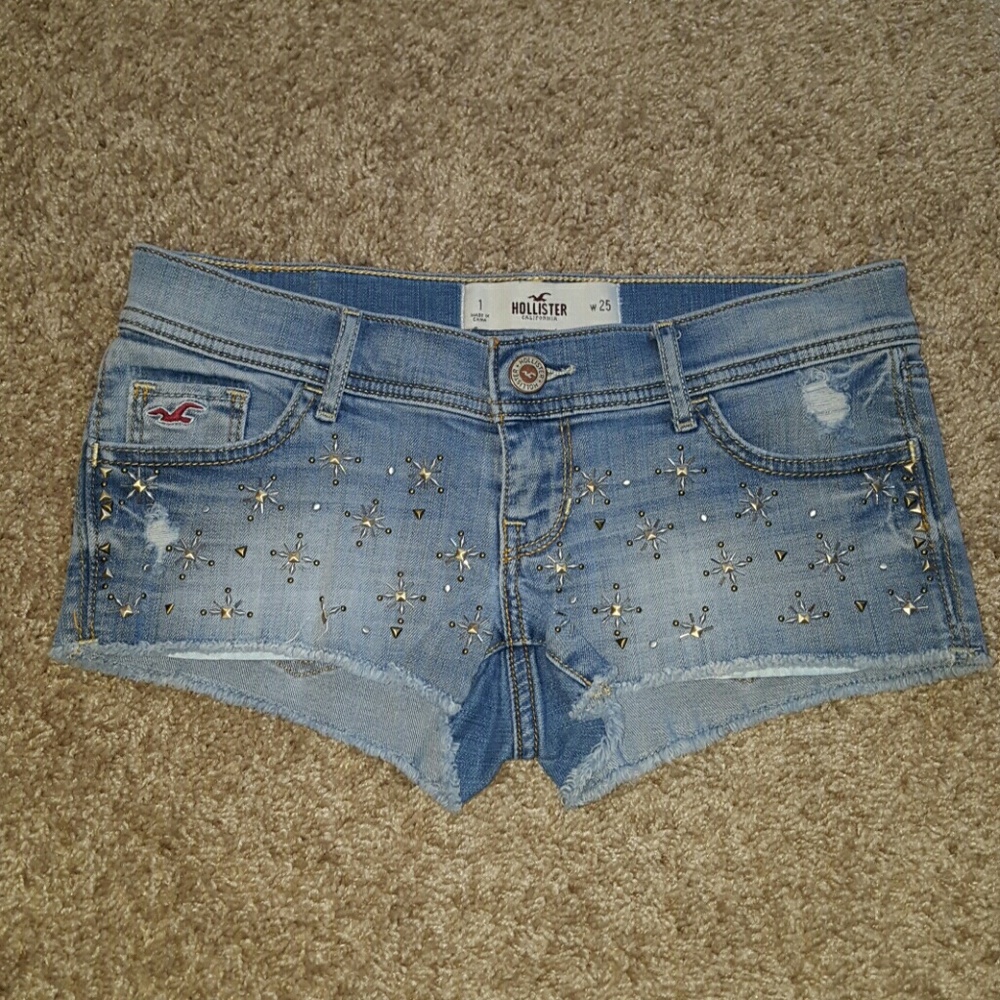 💋HOLLISTER SZ 25 "Studded Stars" Jean shorts