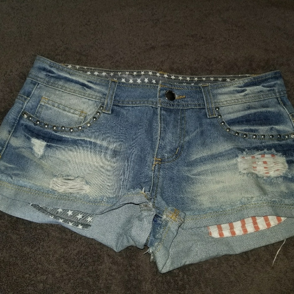 Shorts NWOT