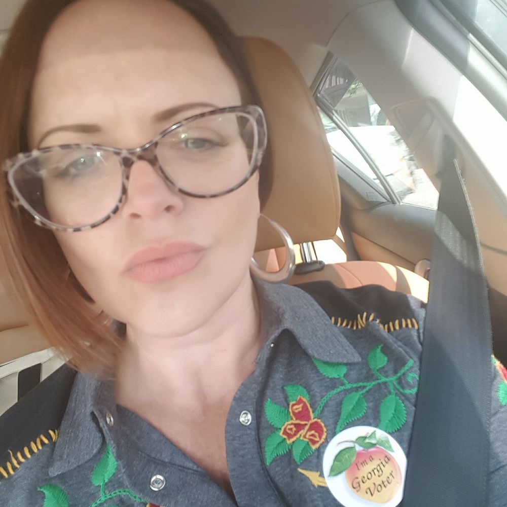 Meet your Posher, Ashley