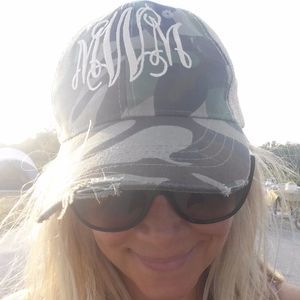 Meet your Posher, Molly