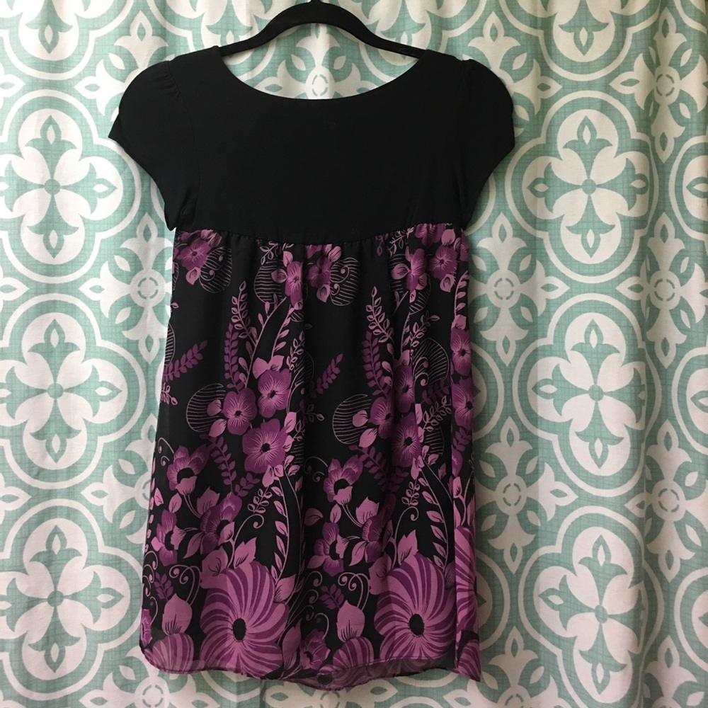 Cap sleeved blouse - Picture 3 of 4