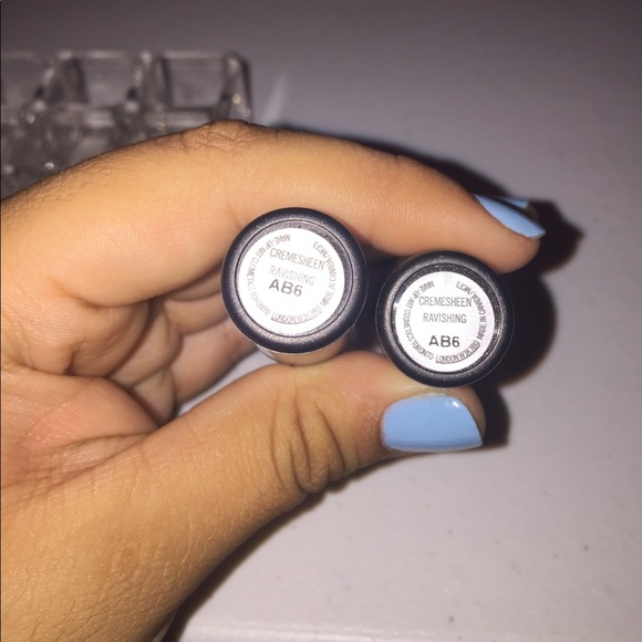 MAC lipstick- Cremesheen Ravishing - Picture 2 of 3