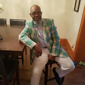 Meet your Posher, Kenneth