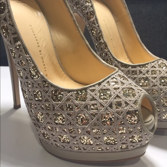 NEW Giuseppe Zanotti Woven Peep Toe Platform Pumps - Picture 3 of 5