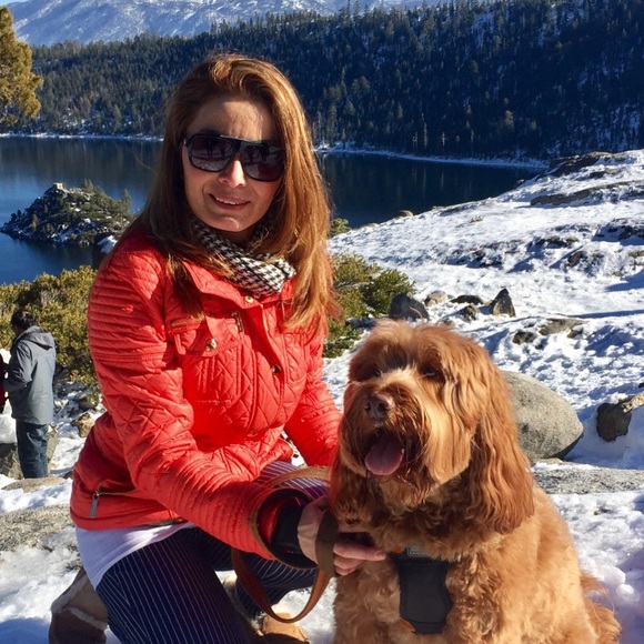 Meet your Posher, Gloria - Picture 2 of 2