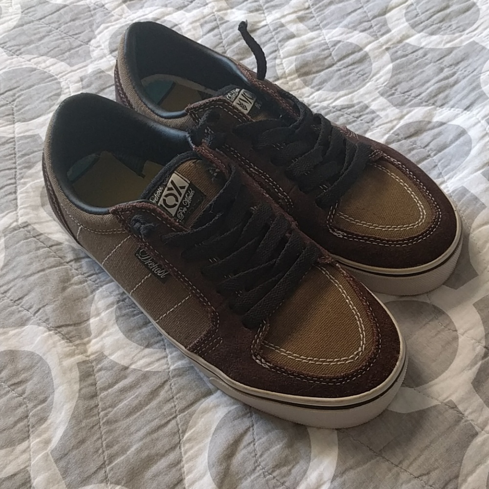 Dan drehobl pro model in brown 6 mens 7.5 womens
