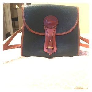 VINTAGE Dooney and Bourke 💖