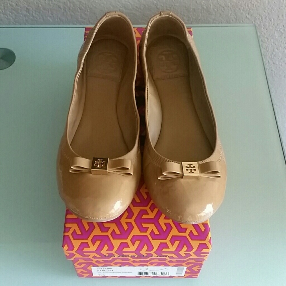 Tory Burch Eddie 2 Sand 251 Nude Patent Flats 7.5