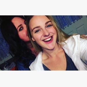 Meet your Posher, Brenna