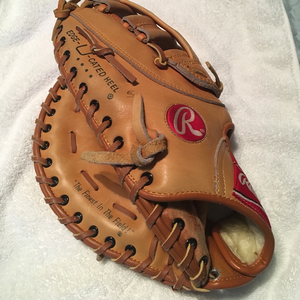 First baseman Lefty 🥊 glove 🥊
