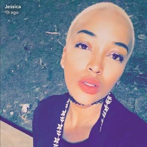 Meet your Posher, Jessica