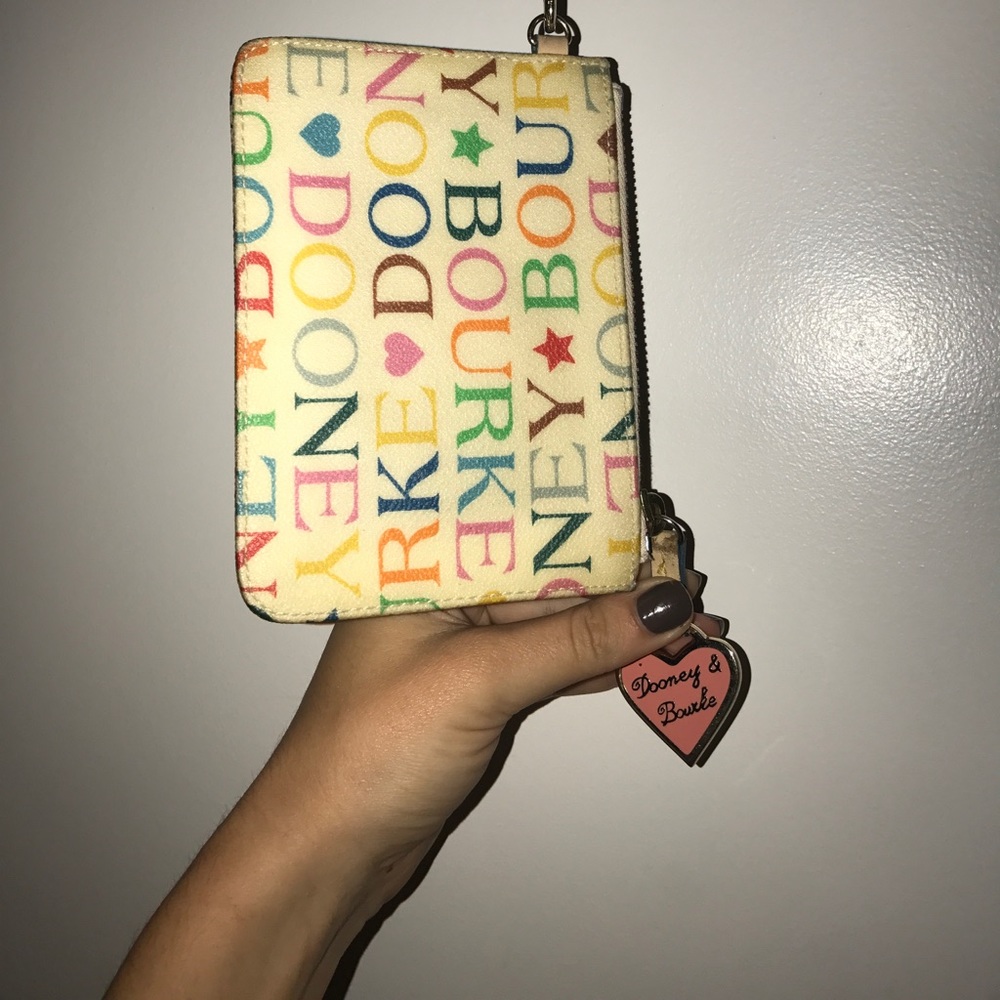 Dooney &Bourke wristlet