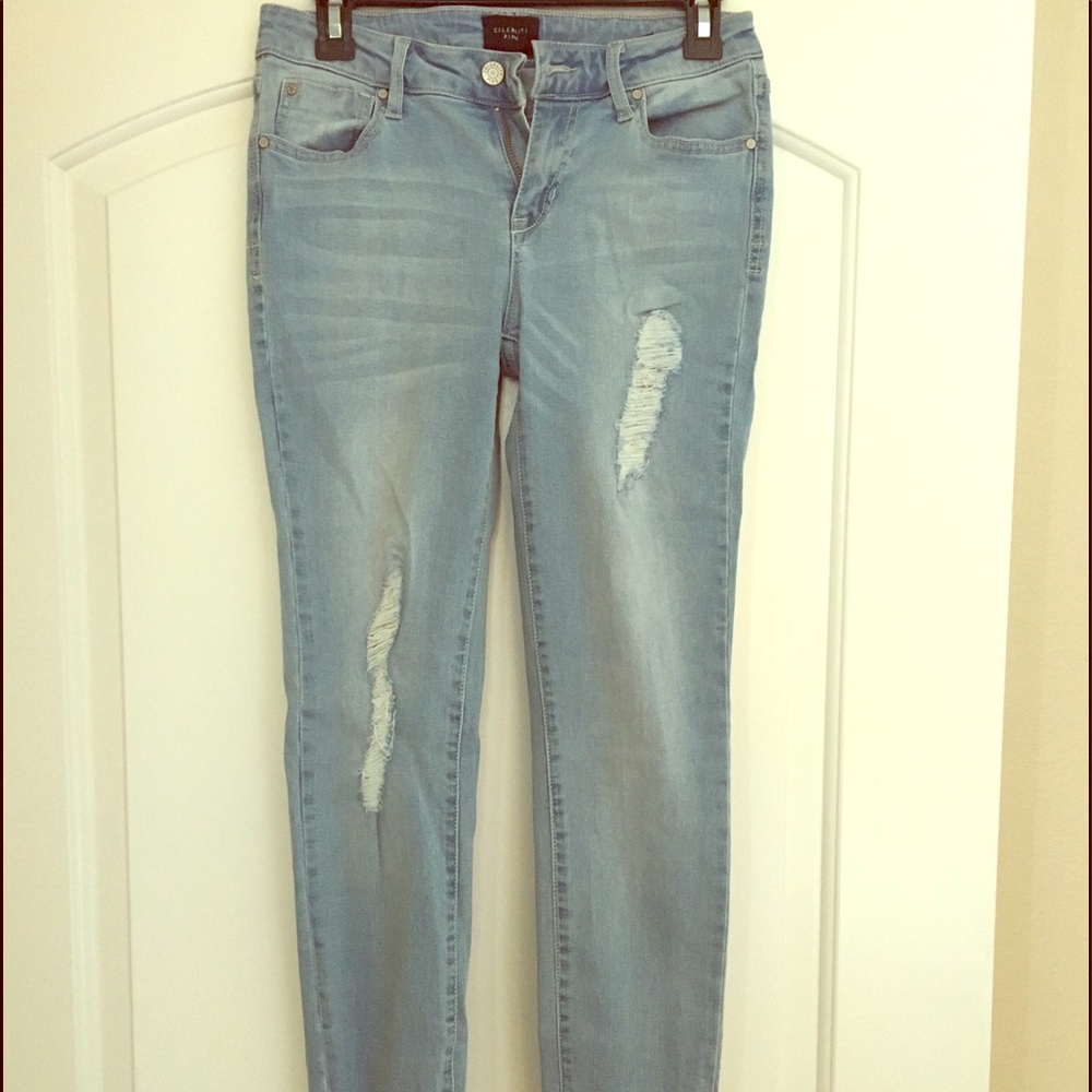 Light Wash Jeans