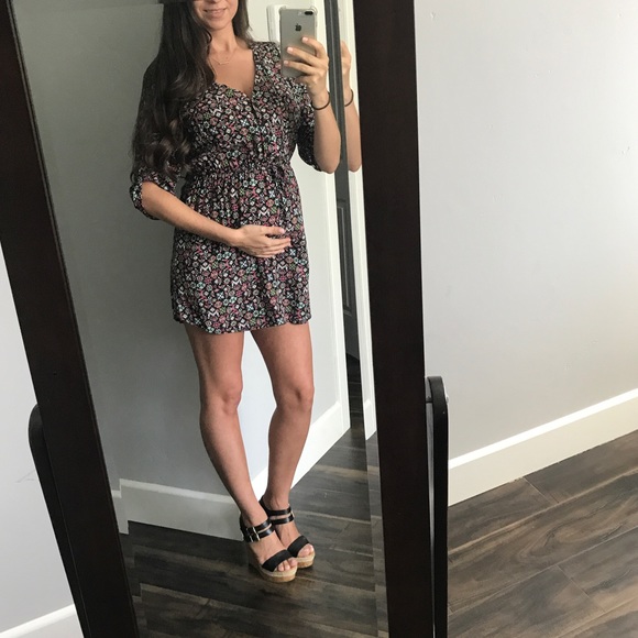 Dresses & Skirts - Floral dress