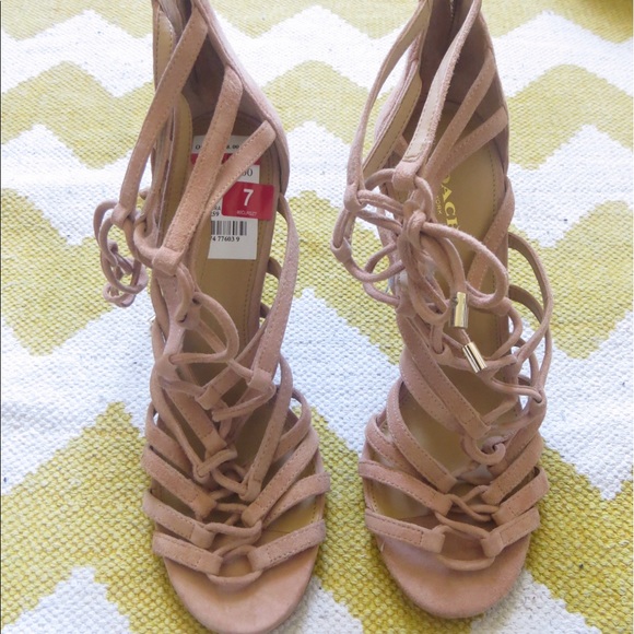 ❌SOLD❌NIB Size 7 Coach Suede Lace Up Sandals - Picture 2 of 5