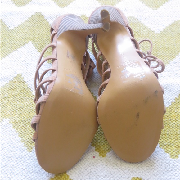 ❌SOLD❌NIB Size 7 Coach Suede Lace Up Sandals - Picture 5 of 5