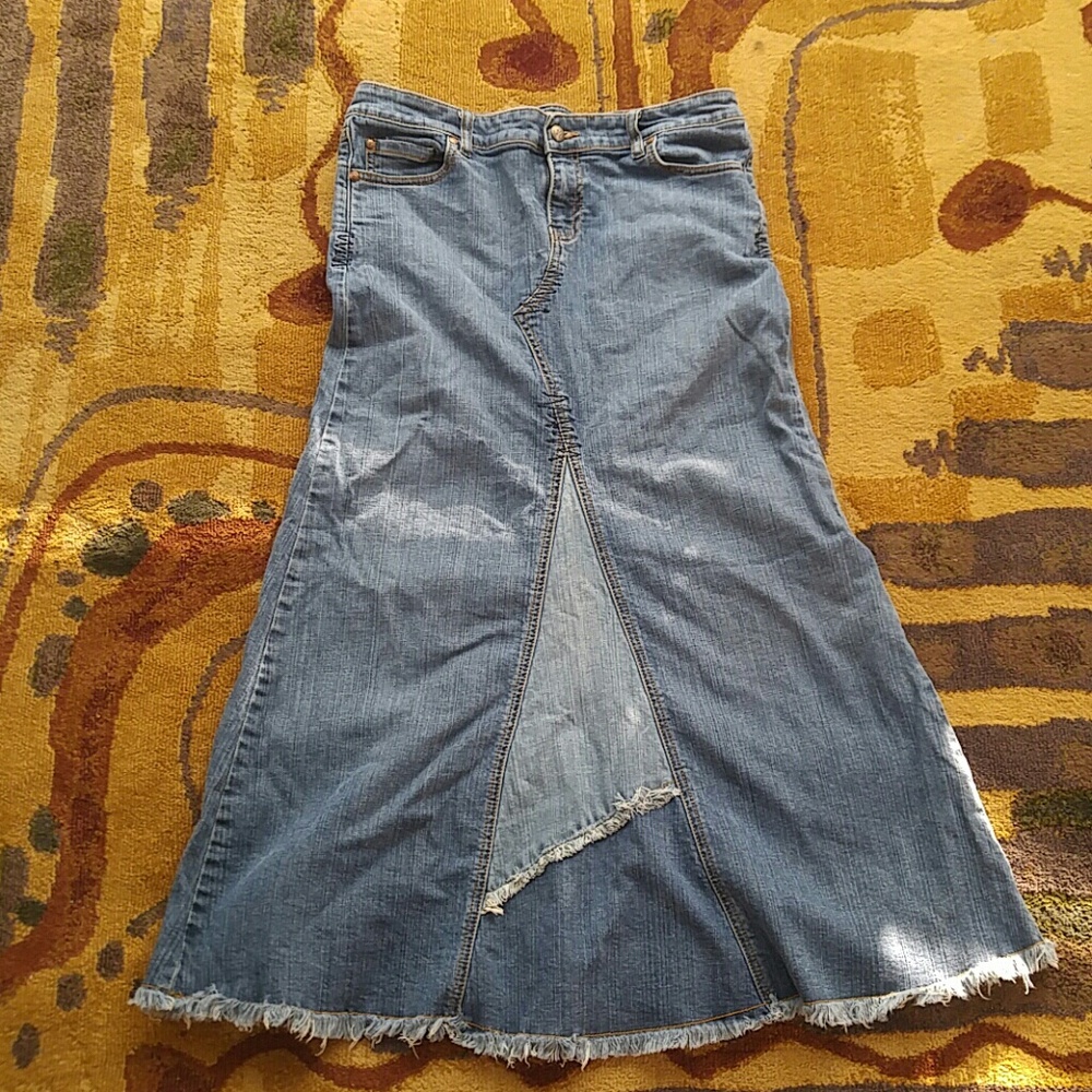 Denim mermaid shape maxi skirt