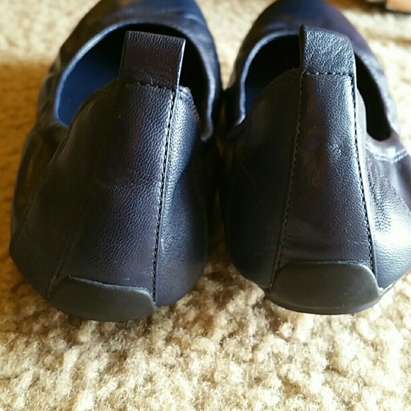 Cole Haan blue  flats size 5.5 - Picture 3 of 6