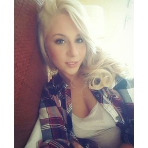 Meet your Posher, Alexandra