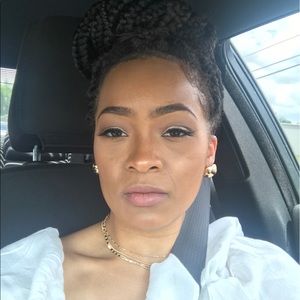 Meet your Posher, Tiffany