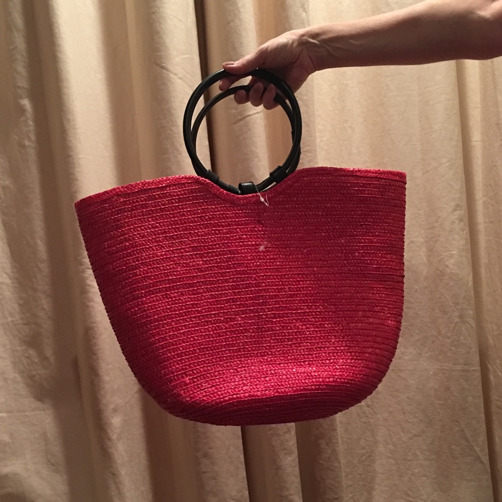 Straw bag