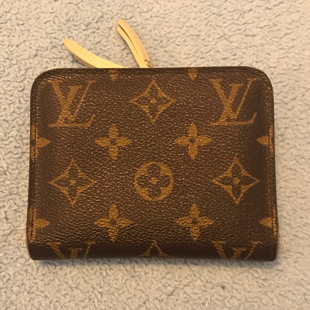 100% authentic Louis Vuitton insolite wallet