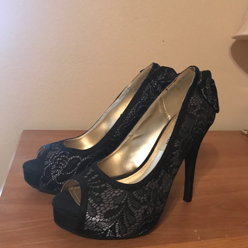 Steve Madden pumps, size 5.5