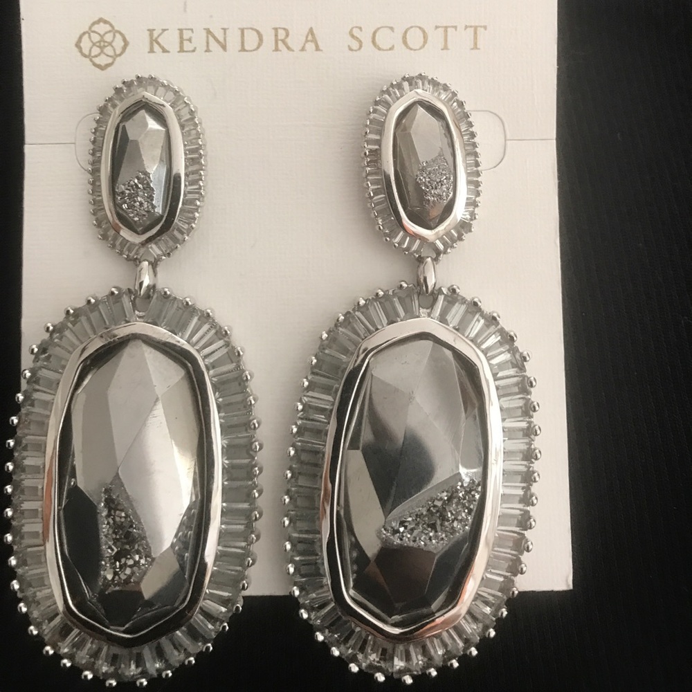 Kendra scott platinum kakiis discontinued