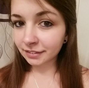 Meet your Posher, Alisha