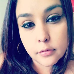 Meet your Posher, Sabrina