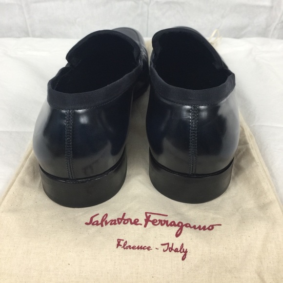 Men's Salvatore Ferragamo Doti Patent Loafer - Picture 8 of 8