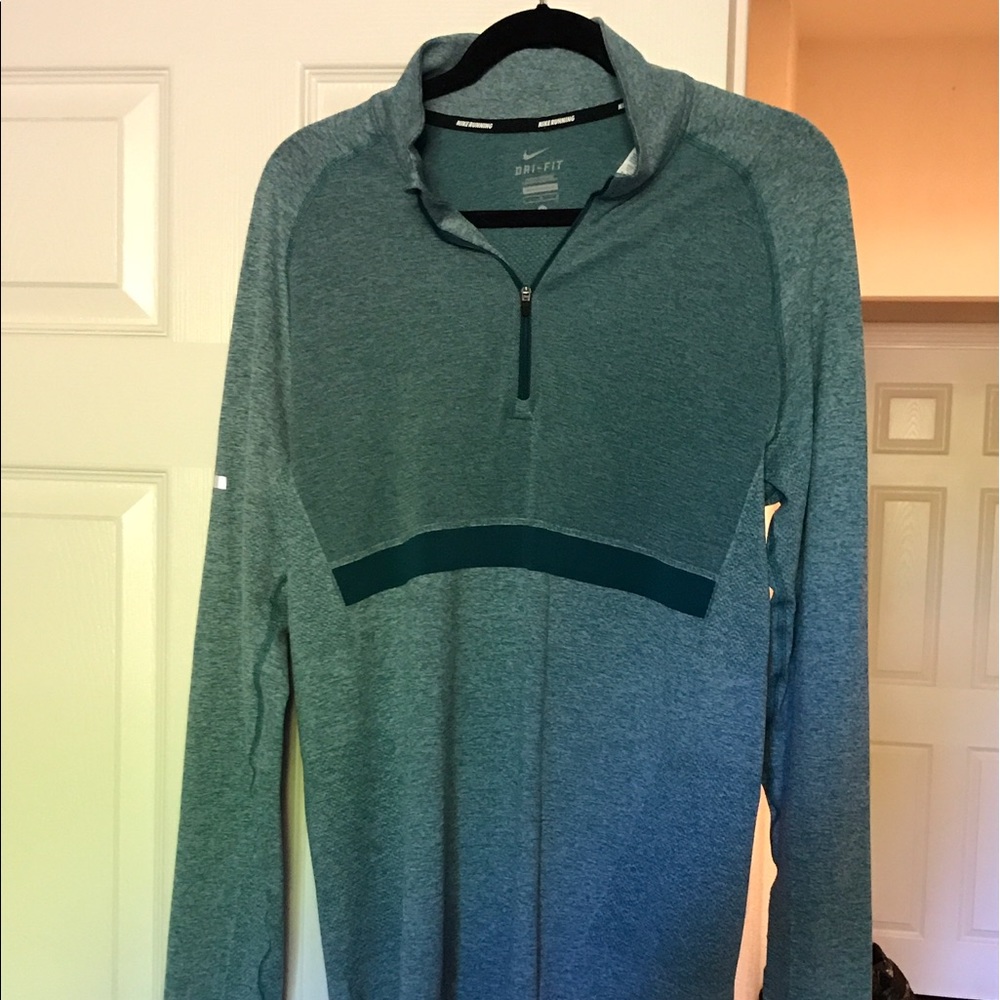 Nike dri-fit New w/out tags quarter zip