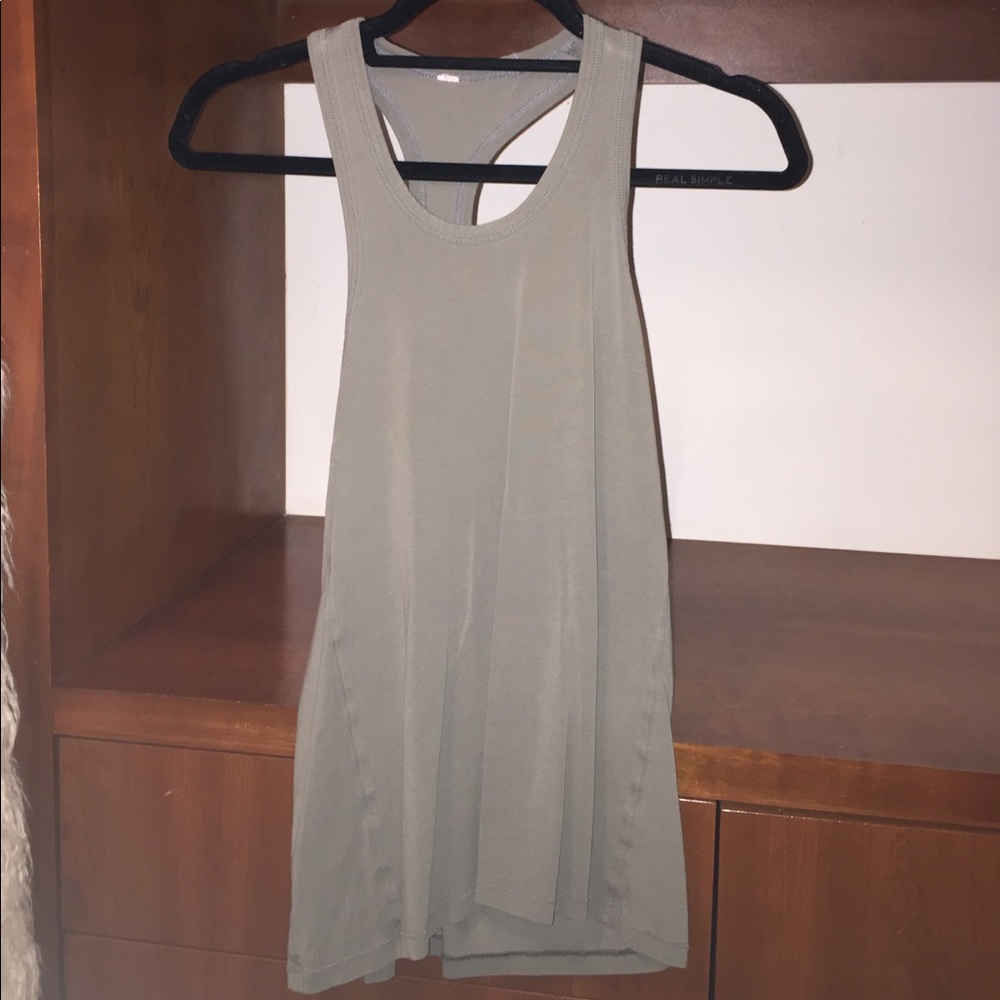Lululemon tank top
