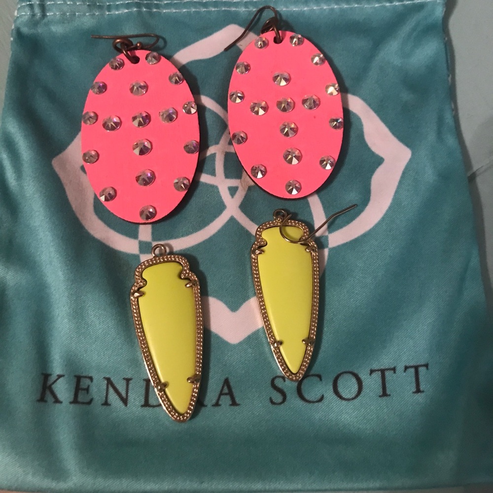 1 hr price🌷Kendra Scott Sky Neon Earrings w/bonus