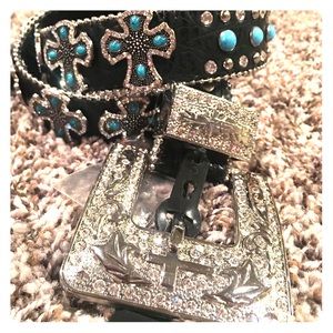 Diamond, turquoise stud Cross Belt