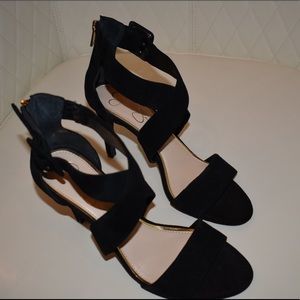 Black Jessica Simpson Pumps